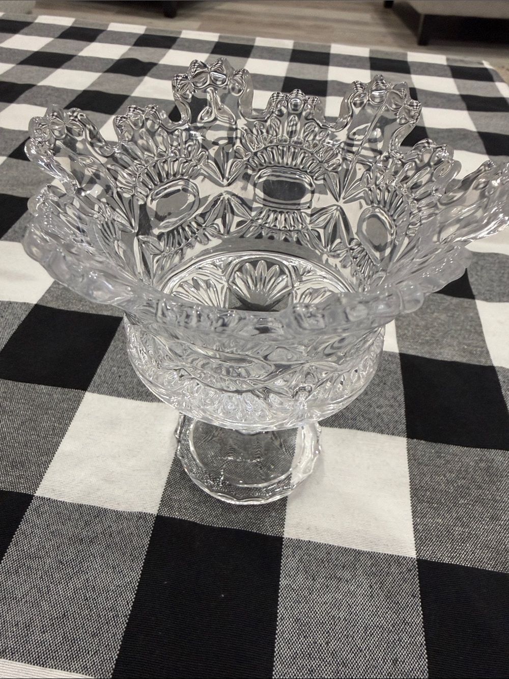 Godinger Royalty Footed Candy Bowl Shannon Crystal Pedestal Base 5.625 in Tall